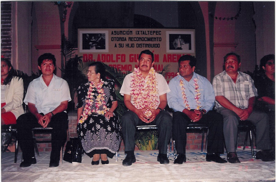 Adolfo G., Celebran en Ixtaltepec, Oax el Premio Nacional de Ciencias, 1996